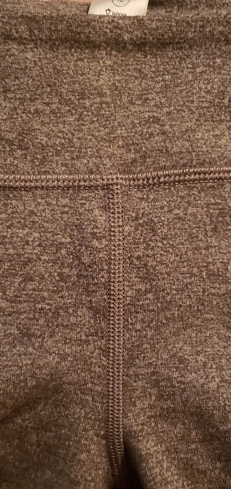 Lululemon's Ivviva - Picture 6 of 10